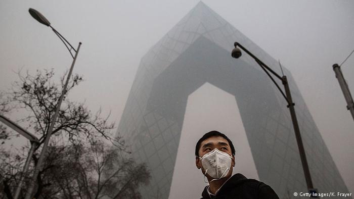China orders local forecasters to stop issuing smog alerts